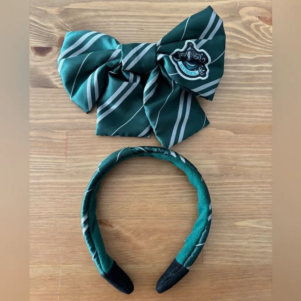 JAPAN LIMITED Harry Potter Slytherin Bow Authentic Headband Accessory - Like New